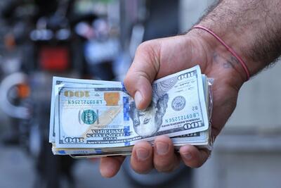 پاندول دلار از حرکت ایستاد | اقتصاد24