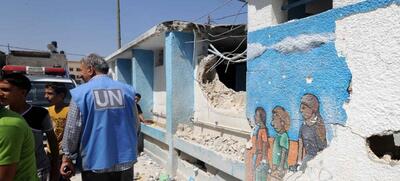 تحصیل بیش از ۳۰۰ هزار دانش‌آموز غزه در مدارس آنروا متوقف شده است