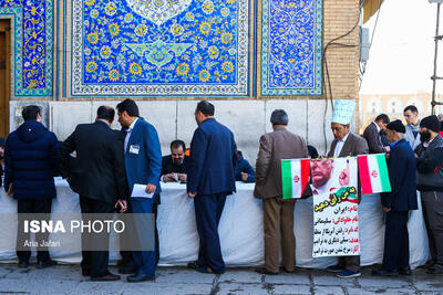 شرکت در انتخابات باعث عزت و اقتدار ایران در جهان می‌شود