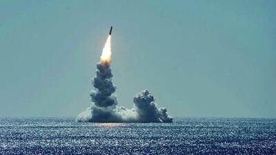 پرتاب ناموفق موشک بریتانیا از روی زیر دریایی+ فیلم