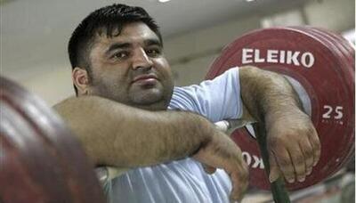 قهرمان سابق وزنه‌برداری ایران بستری شد