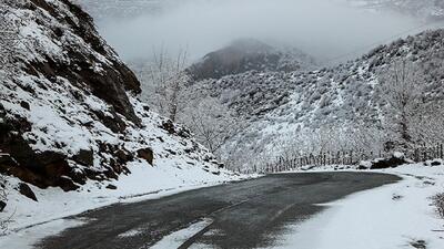نمایی خیره کننده از جاده برفیِ الموت در قزوین + تصاویر