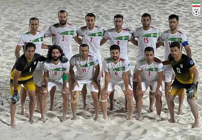 جشن بازیکنان تیم ملی فوتبال ساحلی پس از صعود به نیمه نهایی جام جهانی+ فیلم