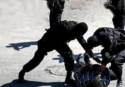 دستگیری سارق مسلح و کشف 14 فقره سرقت مسلحانه در زابل - تسنیم