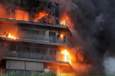 آتش‌سوزی عظیم برج مسکونی در اسپانیا