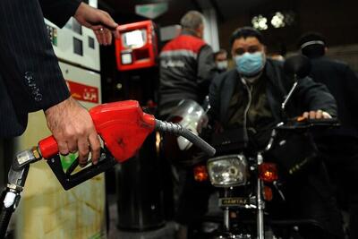 دستمزد کارگر عربستانی مساوی ۶۲۶۵ لیتر بنزین، کارگر ایرانی ۲۳۳۳ لیتر/ طرح سهمیه بنزین برای هر کدملی، طرحی خام است | اقتصاد24