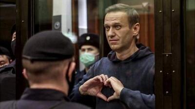 سخنگوی الکسی ناوالنی: مقامات روسیه تهدید کرده‌اند جسد او را در زندانی که درگذشت، دفن می‌کنند