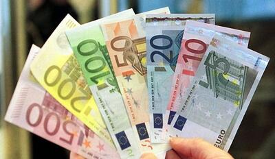 سرانه فروش ارز مسافرتی هوایی از ۵۰۰ به ۱۰۰۰ یورو افزایش می‌یابد