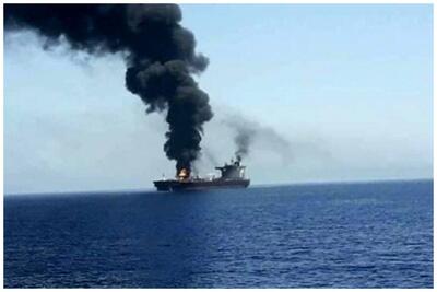 کشتی آمریکایی در خلیج عدن هدف قرار گرفت