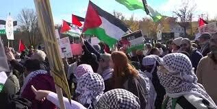 تظاهرات حامیان فلسطین مقابل هتل محل اقامت بایدن