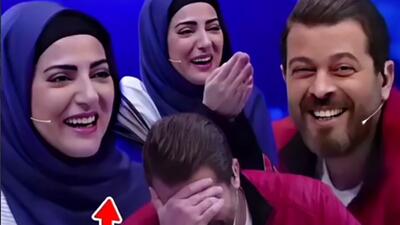 سوتی فوغ تاریخی هلیا امامی وسط برنامه زنده