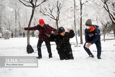 برف و یخبندان مدارس ۴ شهرستان تهران را غیرحضوری کرد