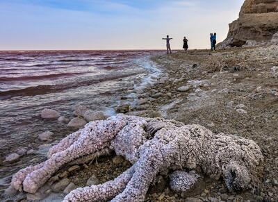 دریاچه ارومیه چقدر آب دارد؟ | اقتصاد24