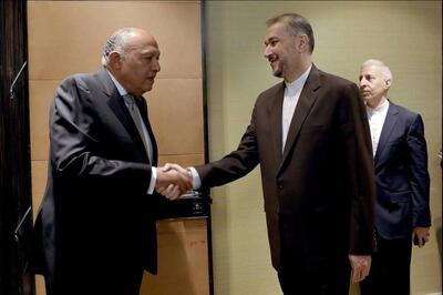 وزیر خارجه مصر: روابط تهران-قاهره عامل مهمی برای مهار بحران‌های منطقه‌ای است