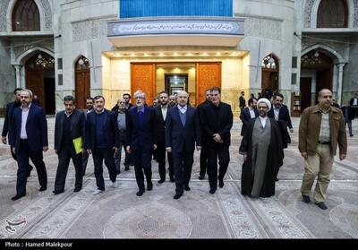 تجدید میثاق اعضای لیست شورای ائتلاف نیروهای انقلاب با آرمان‌های امام خمینی(ره) - تسنیم
