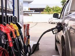 تصمیم نهایی دولت درباره قیمت بنزین در سال ۱۴۰۳ اعلام شد