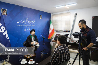 حضور داوطلبین مجلس خبرگان رهبری در ایسنا اصفهان