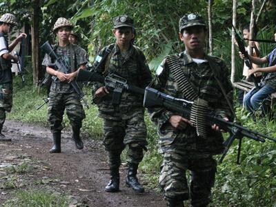 حمله ارتش فیلیپین به یک گروه شورشی در این کشور/ سه نفر کشته شدند 