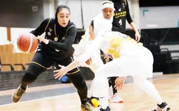 تیم بسکتبال دختران گروه بهمن یک قدم به قهرمانی نزدیک شد