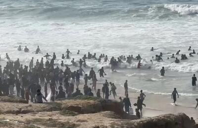 فیلم| ازدحام فلسطینی‌ها در ساحل غزه