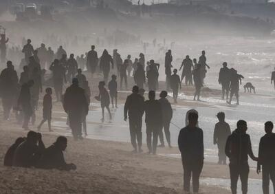 هجوم فلسطینی‌ها به ساحل غزه | رویداد24