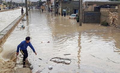 ۱۱ شهرستان‌ سیستان و بلوچستان در محاصره سیل / امکان دسترسی و امدادرسانی به برخی خانوارهای گرفتار در سیلاب وجود ندارد