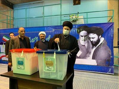 حضور سیدحسن خمینی در حسینیه جماران برای انتخابات