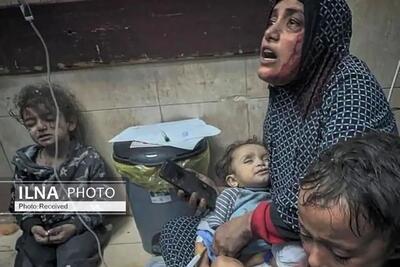 وداع حزن‌انگیز مادر فلسطینی با جگرگوشه‌اش/ ویدئو