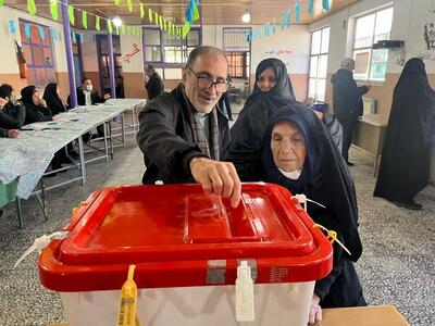 حضور پر شور و شعور مردم شهرستان نور در پای صندوق‌های رای