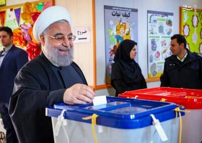 فیلم/ شوخی حسن روحانی با دو رای‌دهنده جوان