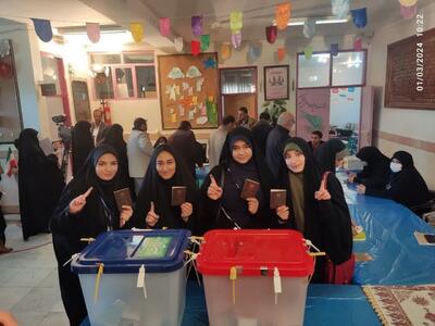 انتخابات گرم در دمای منفی ۱۱ درجه در بام ایران