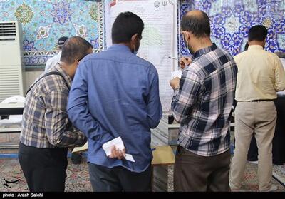 صف حضور قزوینی‌ها در انتخابات مجلس و خبرگان در قزوین - تسنیم