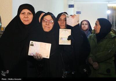 تاکنون 49 درصد از بانوان واجد شرایط خراسان شمالی در انتخابات شرکت کردند - تسنیم