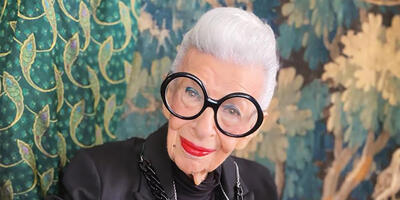 مادربزرگ دنیای مد در 102 سالگی رفت و رنگارنگ‌ترین استایل‌هایش باقی ماند! - چی بپوشم