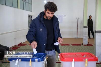 مشارکت ۳۷ درصدی واجدین شرایط استان اصفهان در انتخابات
