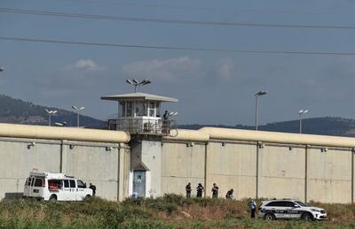 دست زندان‌ها و ارتش اسراییل در برخورد با اسیران باز است