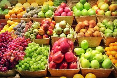 ذخیره‌سازی ۸۰۰ تن سیب و پرتقال برای نوروز کرمانی‌ها