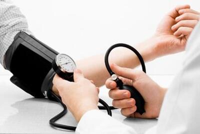 پنج ماده غذایی مفید برای مبتلایان به فشار خون بالا | اقتصاد24