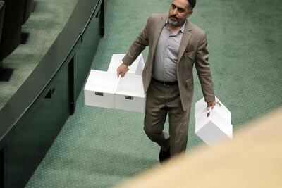 تعیین نیمی از نمایندگان تهران در دور دوم + اسامی | اقتصاد24