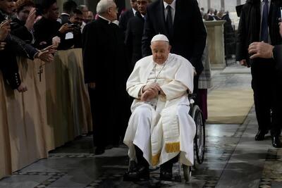 پاپ فرانسیس به بیماری تنفسی مبتلا شد