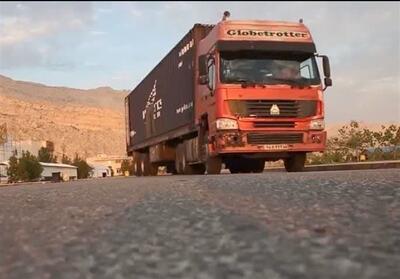 حمل بیش از 100 هزار تن کالاهای اساسی از استان بوشهر به دیگر نقاط + تصویر - تسنیم