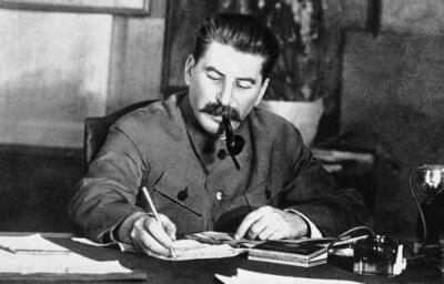 واکنش رسانه‌های ایران به مرگ استالین، ۷۱ سال پیش!