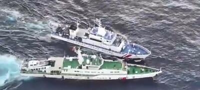 برخورد دو کشتی نظامی به یکدیگر در دریای چین (+فیلم لحظه برخورد)