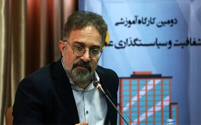 استاد دانشگاه تهران : انصافا باید جایزه داد به کسانی که باعث شدند ۱۴ نماینده اول تهران زیر ۵ درصد آرای مردم را داشته باشند