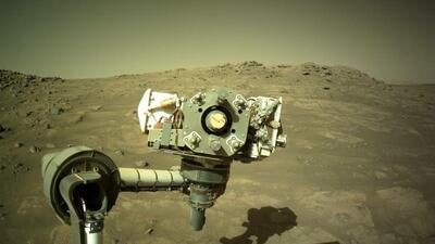 جدیدترین تصاویر ارسالی مریخ نورد استقامت از سیاره سرخ (فیلم)