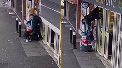(ویدئو) حادثه برای زن سالخورده هنگام بالارفتن کرکره فروشگاه