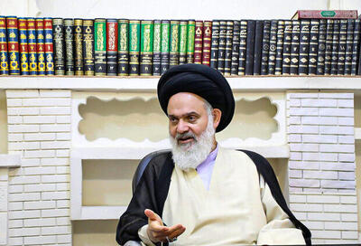 آیت الله بوشهری: دشمن به دنبال تهی کردن نظام از محتوی اسلامی و انقلابی است