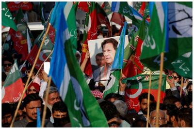 هزینه بالای انتخابات برای ارتش پاکستان/ آیا شریف می‌تواند رئیس بماند؟