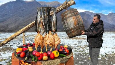 (ویدئو) نحوه پخت یک غذای متفاوت با 12 ماهی و 6 مرغ به روش آشپز مشهور آذربایجانی