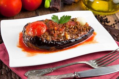 قارنی یاریخ، یک غذای خوشمزه ترکی برای عاشقان بادمجان 